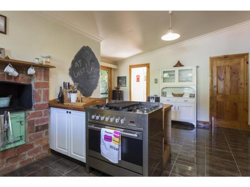 272 Rowan Street, Bendigo VIC 3550