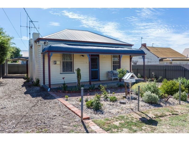 3 Bailey Street, California Gully VIC 3556