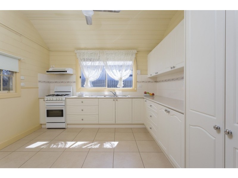 3 Bailey Street, California Gully VIC 3556