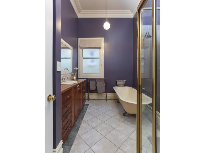 1 Malcolm Street, Quarry Hill VIC 3550