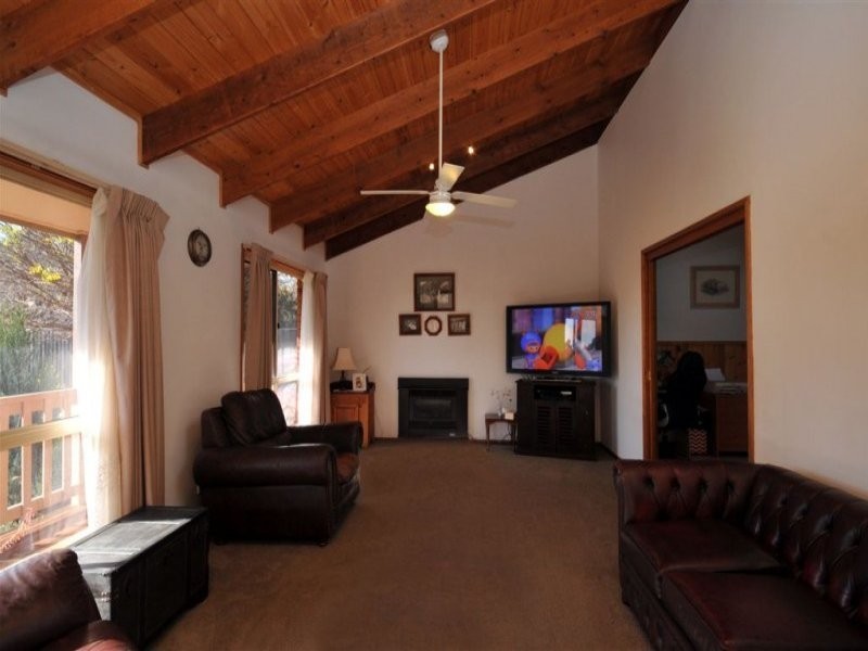 15 Bosquet Street, White Hills VIC 3550