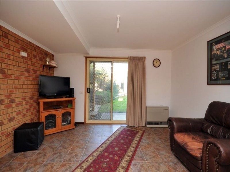 15 Bosquet Street, White Hills VIC 3550