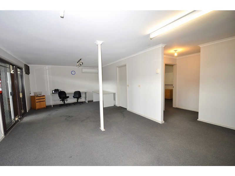 66 Collins Street, Kangaroo Flat VIC 3555