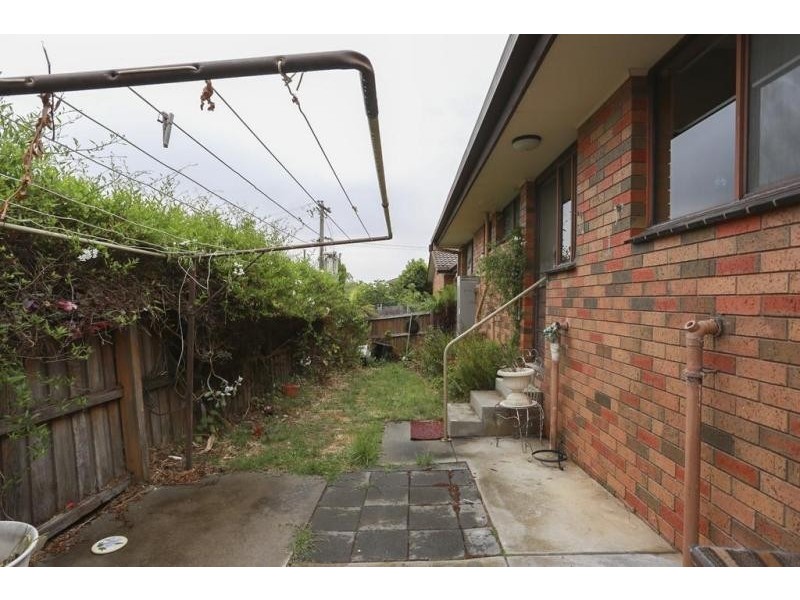 2/40 Mafeking Street South, Kennington VIC 3550