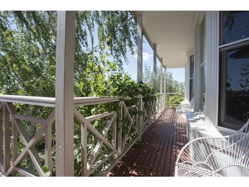 28 Landale Drive, Strathdale VIC 3550