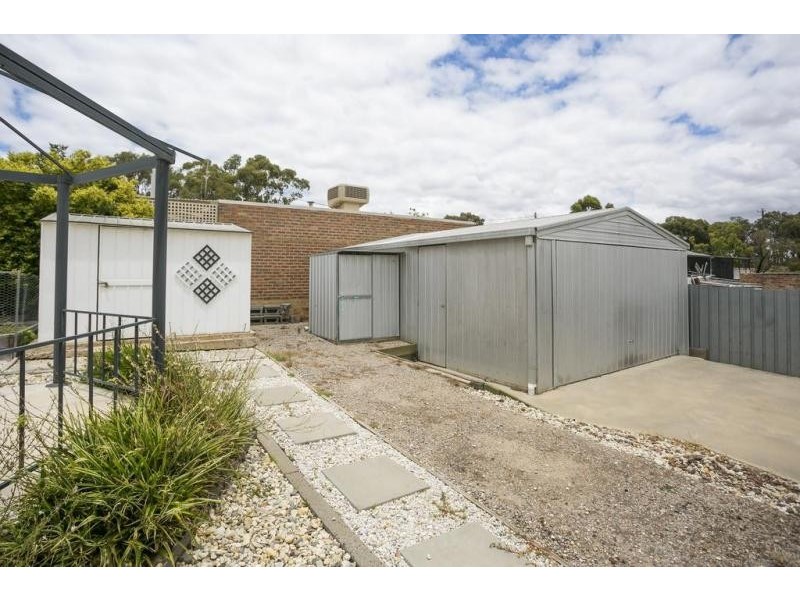 9 Buckie Street, California Gully VIC 3556