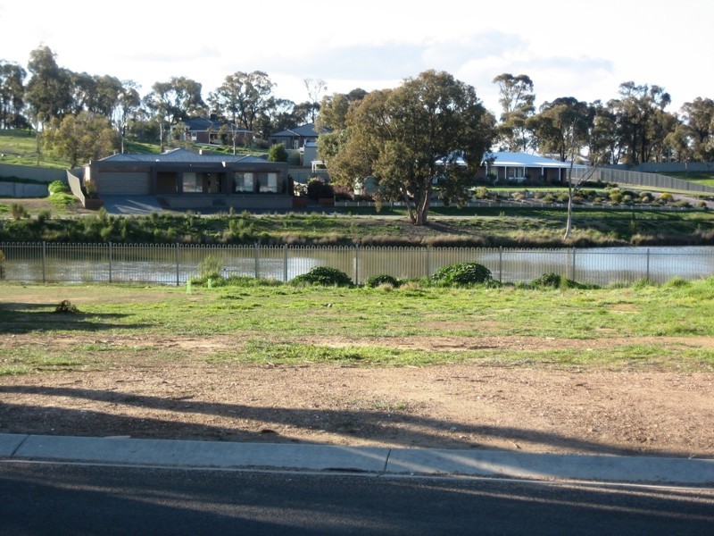 1/89 Queen Street, Kangaroo Flat VIC 3555