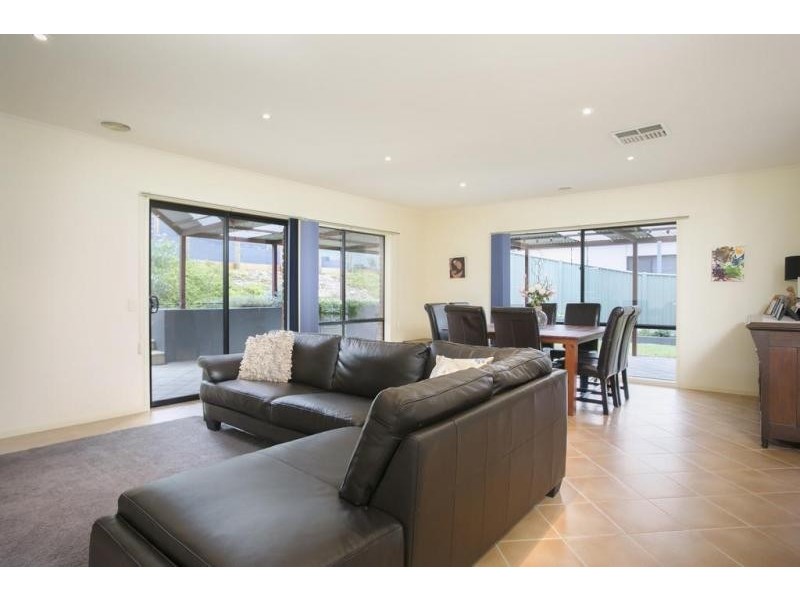 44 Keogh Drive, Spring Gully VIC 3550