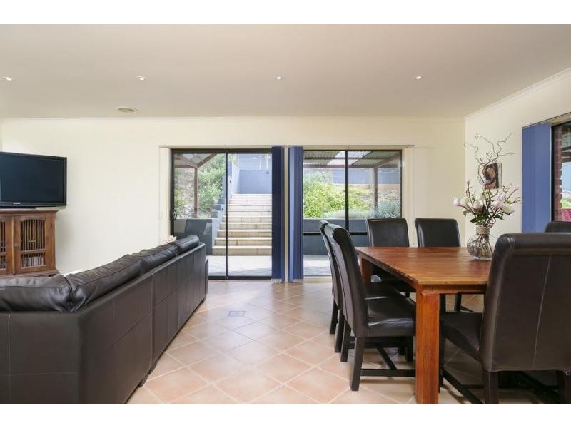 44 Keogh Drive, Spring Gully VIC 3550