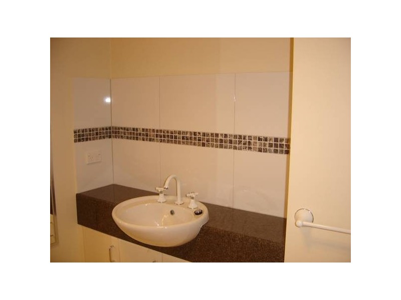 2/89 Queen Street, Kangaroo Flat VIC 3555