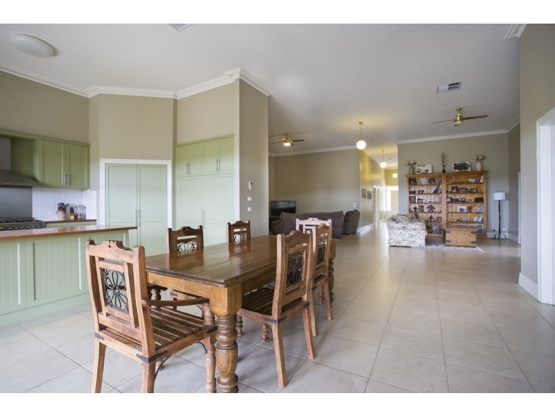 286 Patons Road, Axe Creek VIC 3551