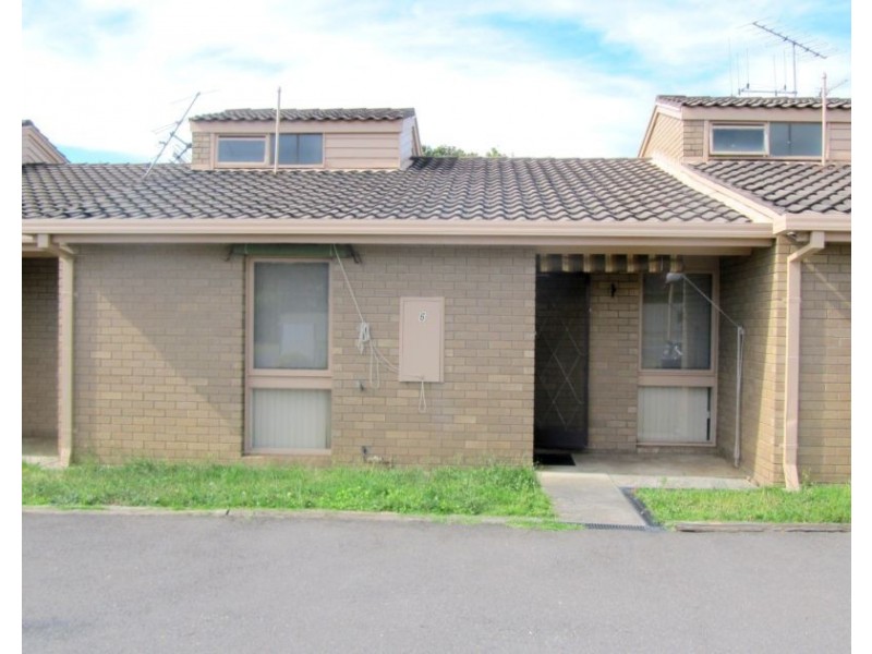 6/2 Hallam Street, Flora Hill VIC 3550