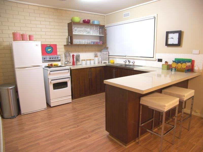 6/2 Hallam Street, Flora Hill VIC 3550