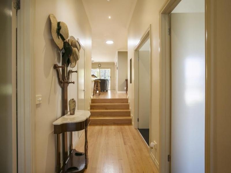 6 Moonah Court, Eaglehawk VIC 3556