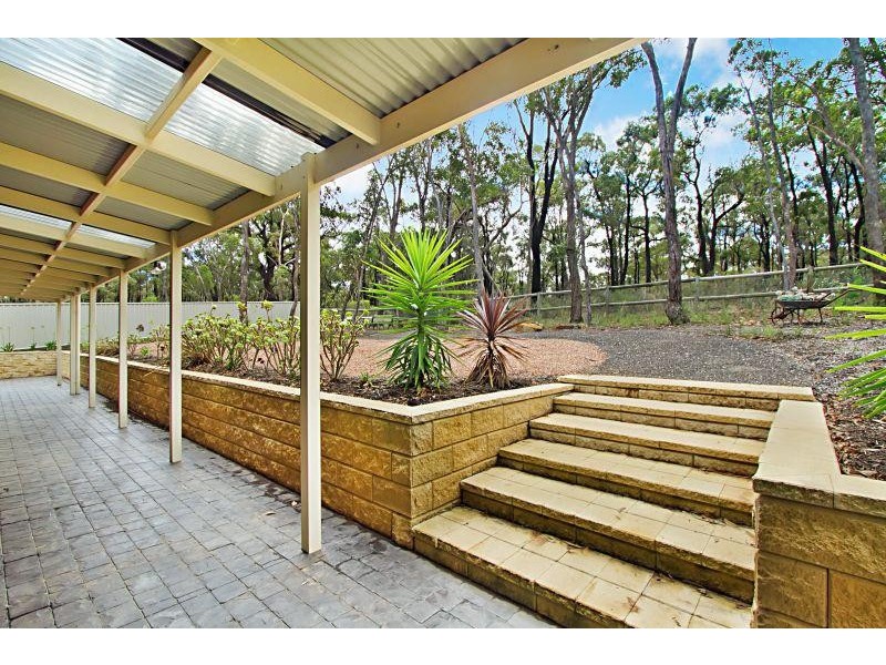 6 Moonah Court, Eaglehawk VIC 3556