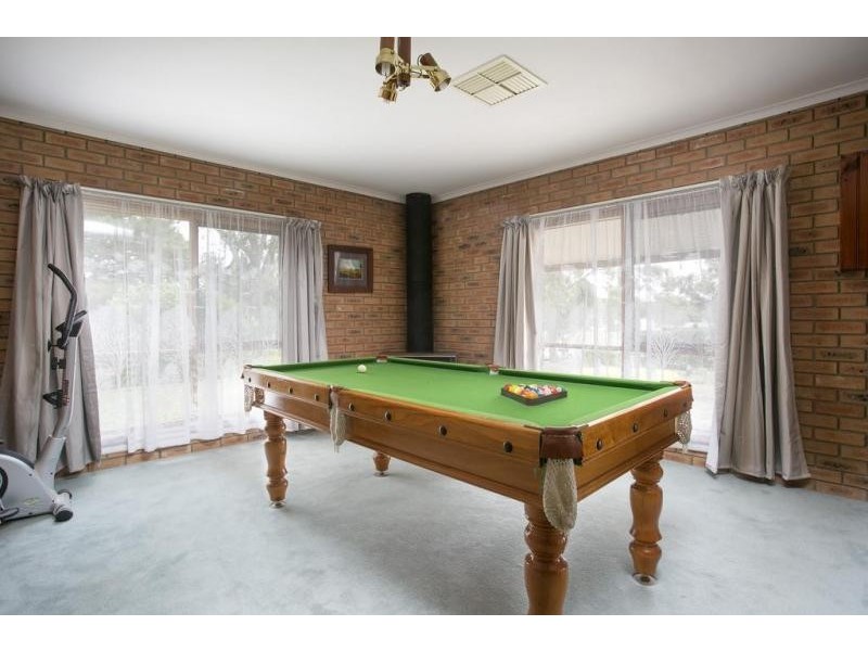 5734 Calder Highway, Kangaroo Flat VIC 3555