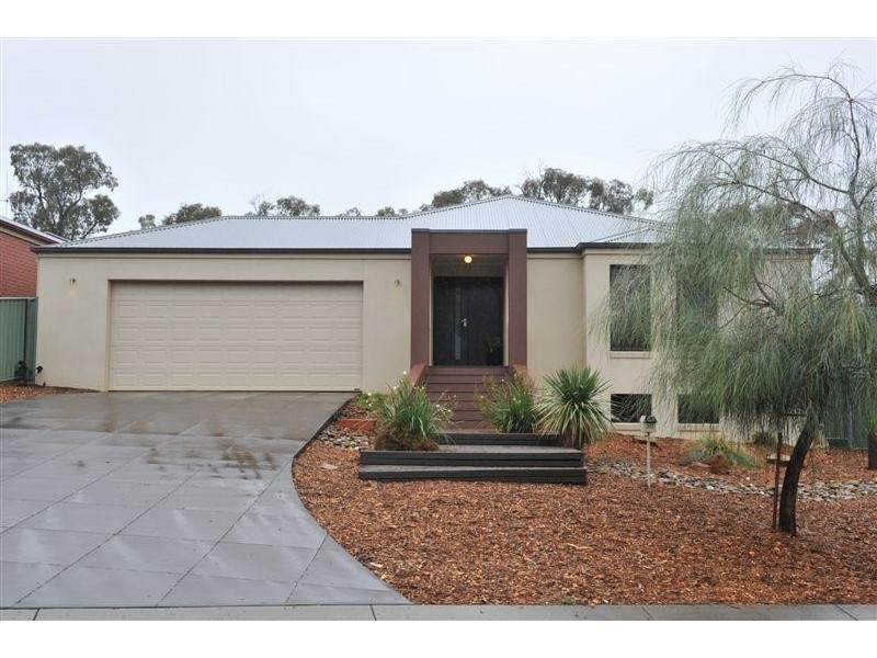 30 Aspera Way, Kangaroo Flat VIC 3555