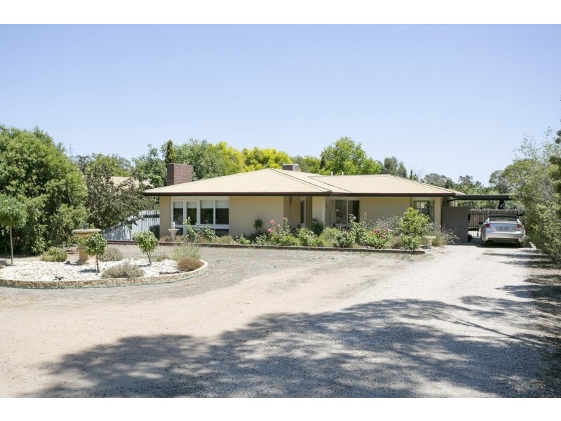 74 Taylor Street, Ascot VIC 3551