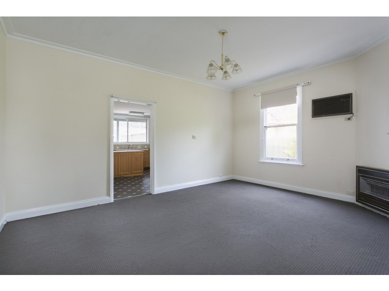 34 Raglan Street, White Hills VIC 3550