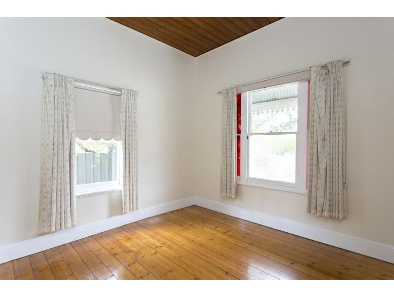 34 Raglan Street, White Hills VIC 3550