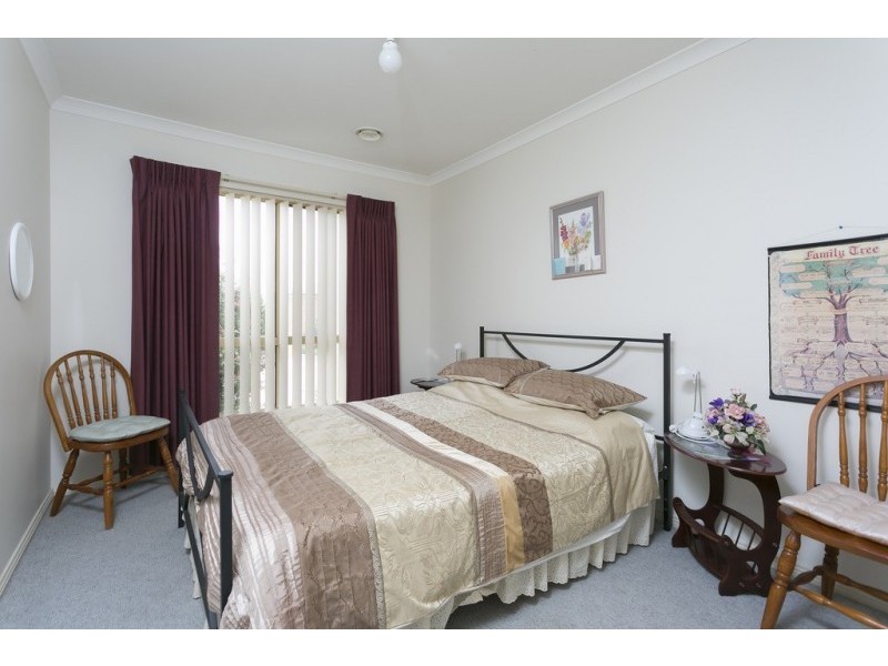 4/20 Mahon Avenue, Kennington VIC 3550