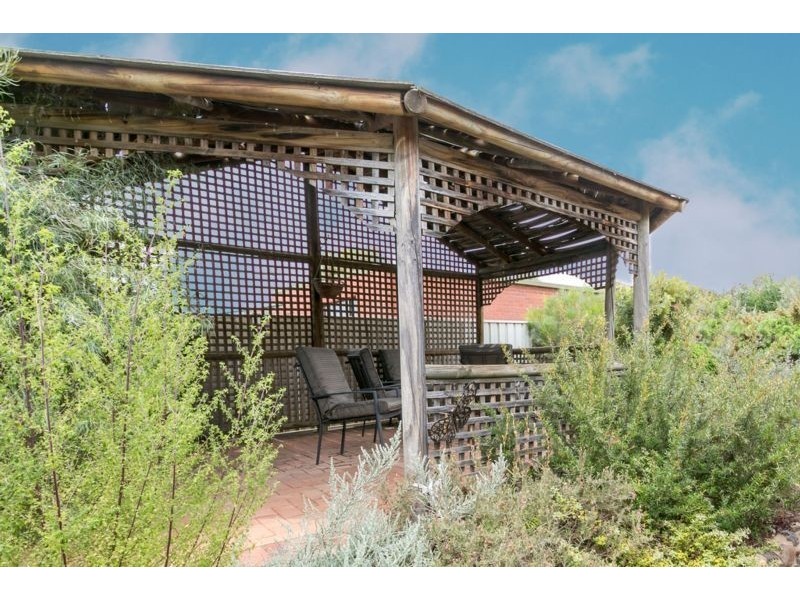 4/20 Mahon Avenue, Kennington VIC 3550