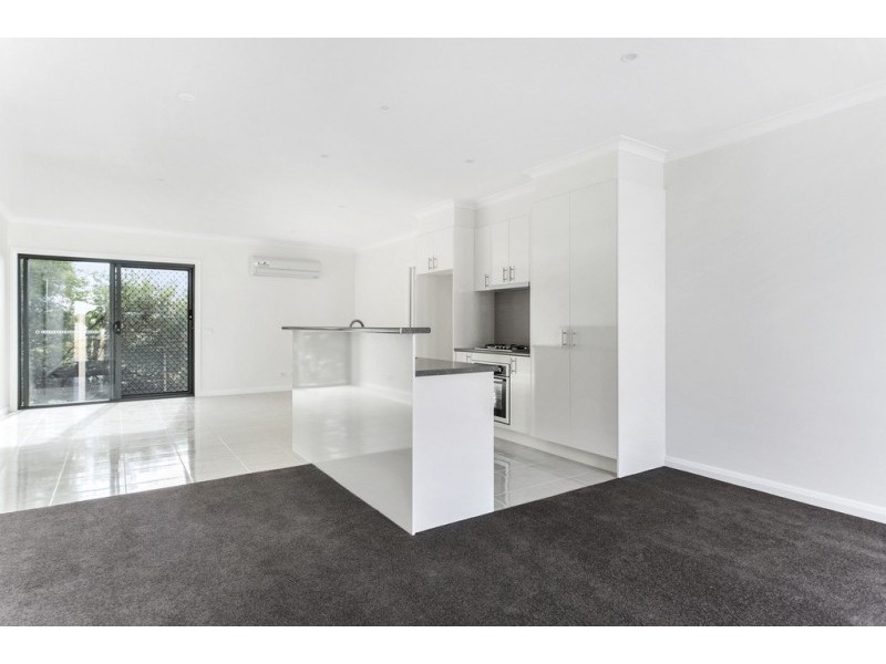 6/18 Market Garden Circuit, Epsom VIC 3551