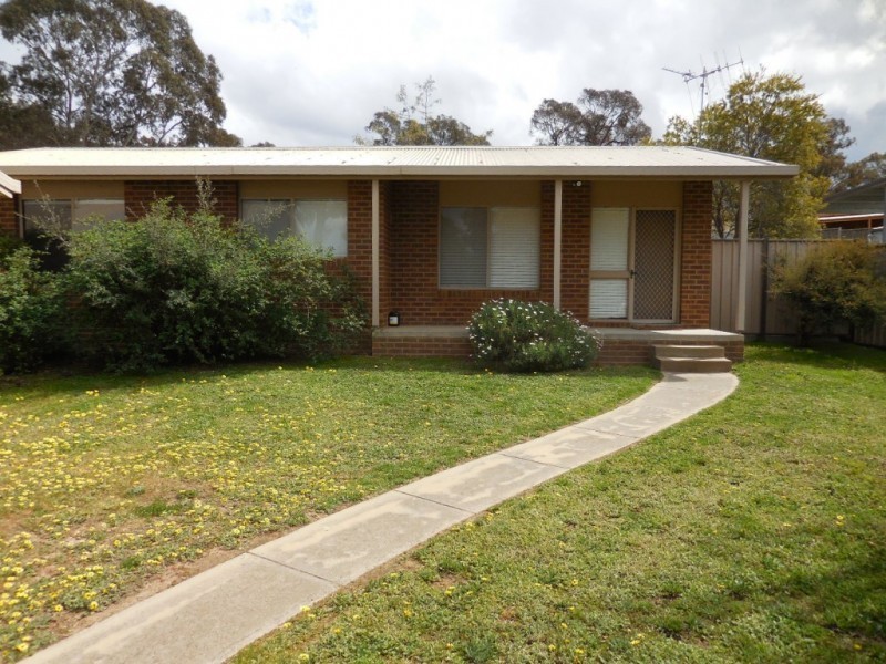2/16 Aspinall Street, Golden Square VIC 3555