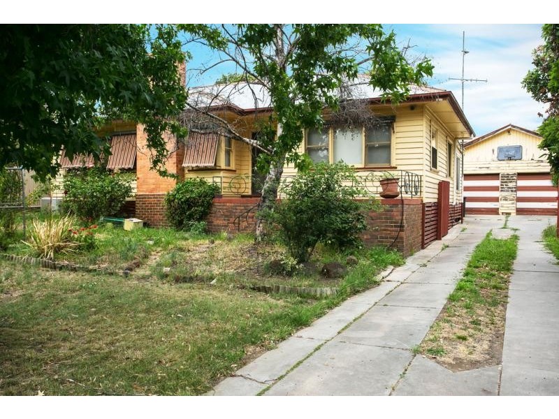 23 Archer Street, Kangaroo Flat VIC 3555