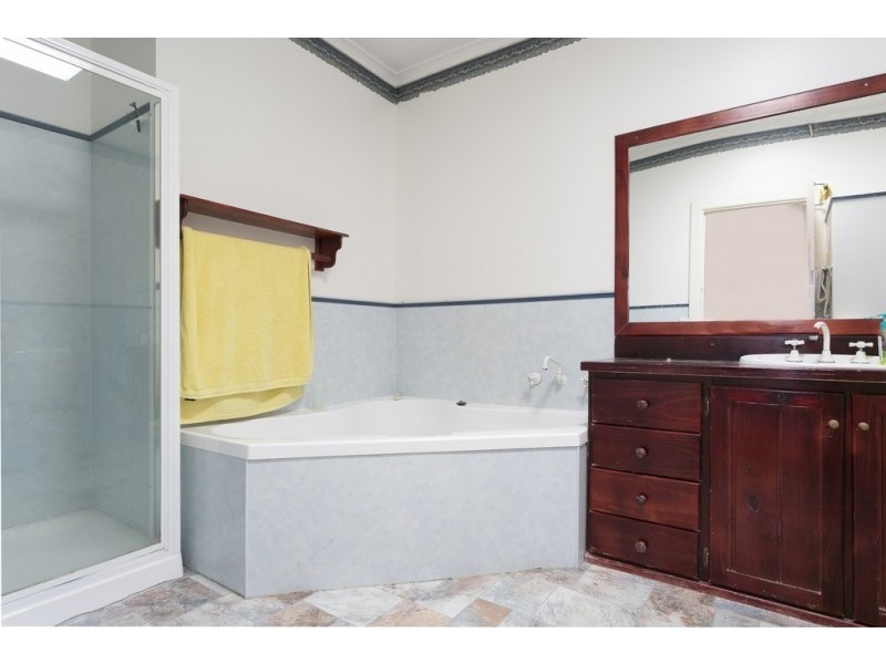 23 Archer Street, Kangaroo Flat VIC 3555