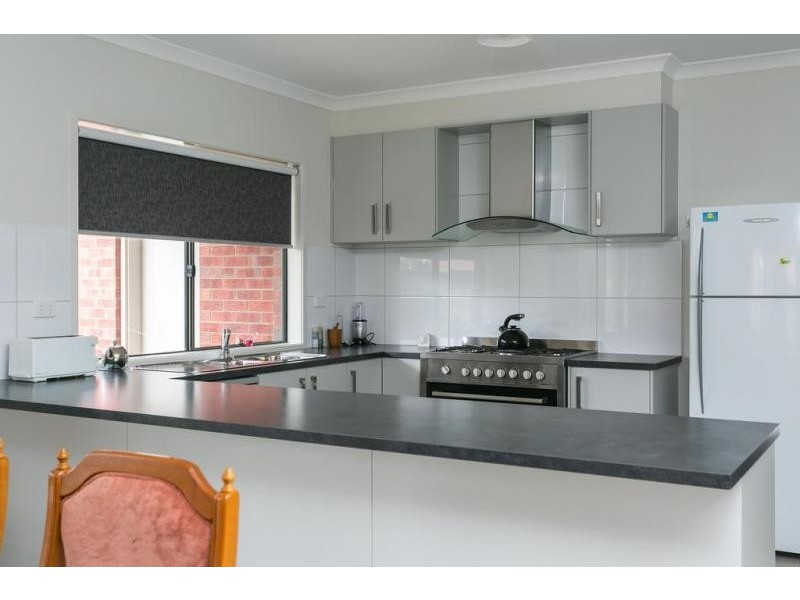 2 Peninsula Drive, Eaglehawk VIC 3556