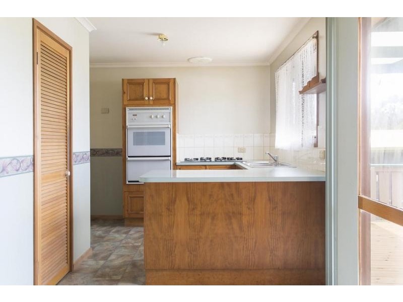 19 Dunstan Street, Eaglehawk VIC 3556