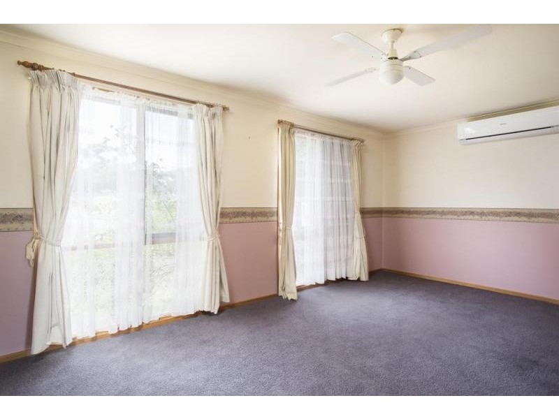 19 Dunstan Street, Eaglehawk VIC 3556