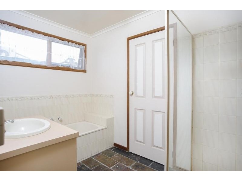 19 Dunstan Street, Eaglehawk VIC 3556