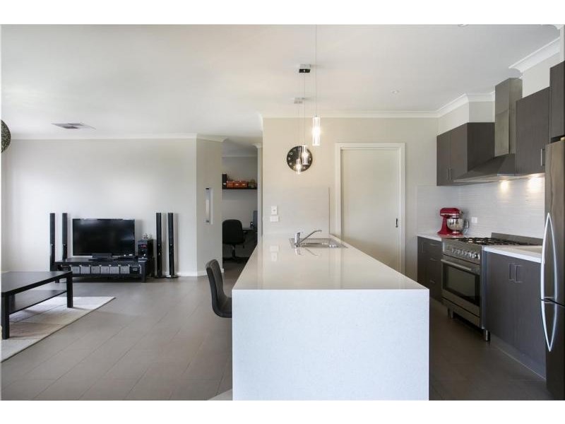 38 Highland Way, Maiden Gully VIC 3551