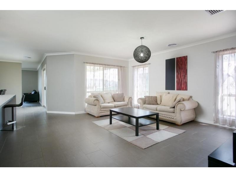 38 Highland Way, Maiden Gully VIC 3551