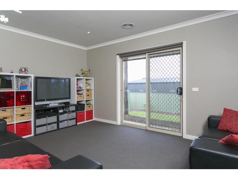 38 Highland Way, Maiden Gully VIC 3551