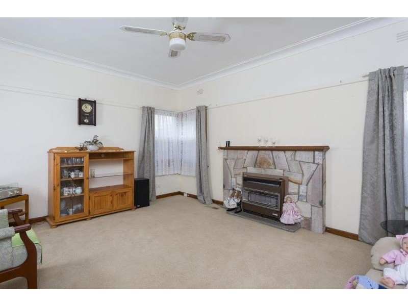 3 View Street, Kangaroo Flat VIC 3555