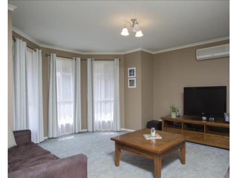 16 Weatherby Drive, Strathdale VIC 3550