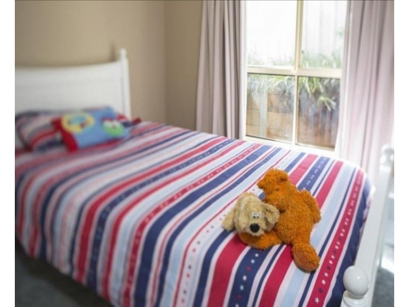 16 Weatherby Drive, Strathdale VIC 3550