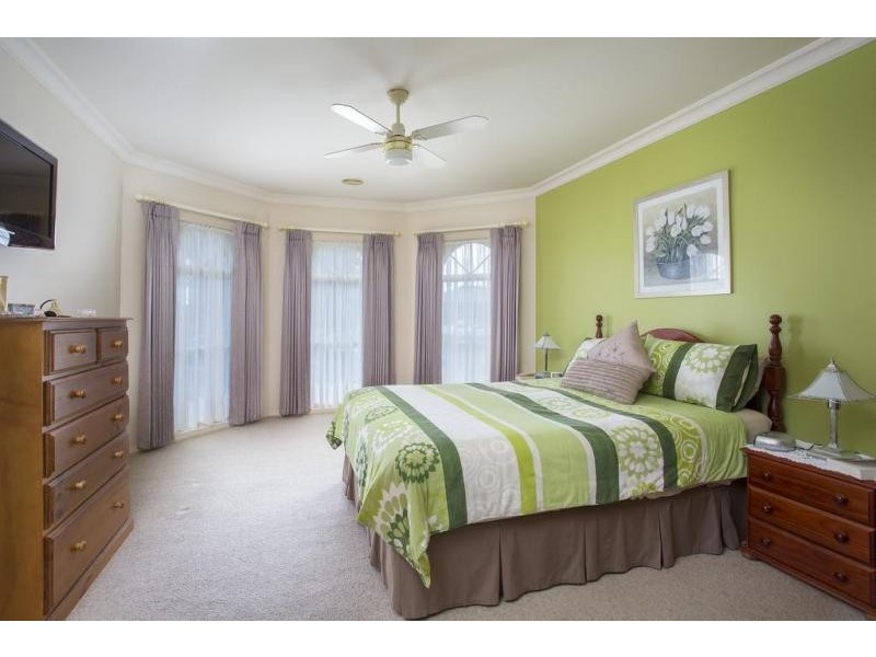 23 Bedarra Court, Maiden Gully VIC 3551