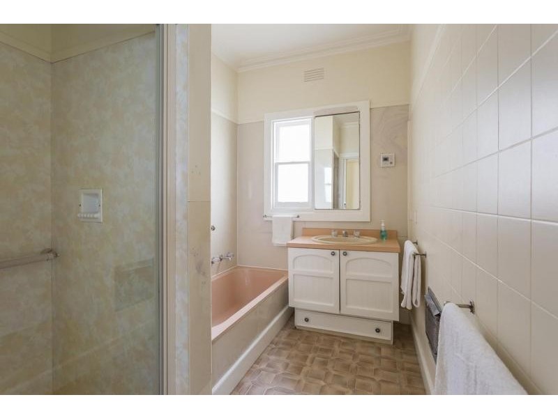 7 Leonard Avenue, Flora Hill VIC 3550