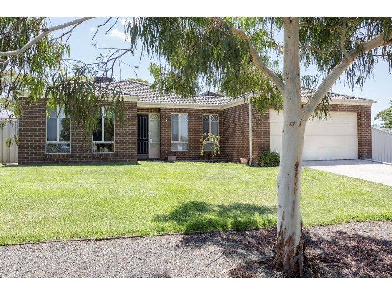 13 Arthurs Crescent, Strathfieldsaye VIC 3551