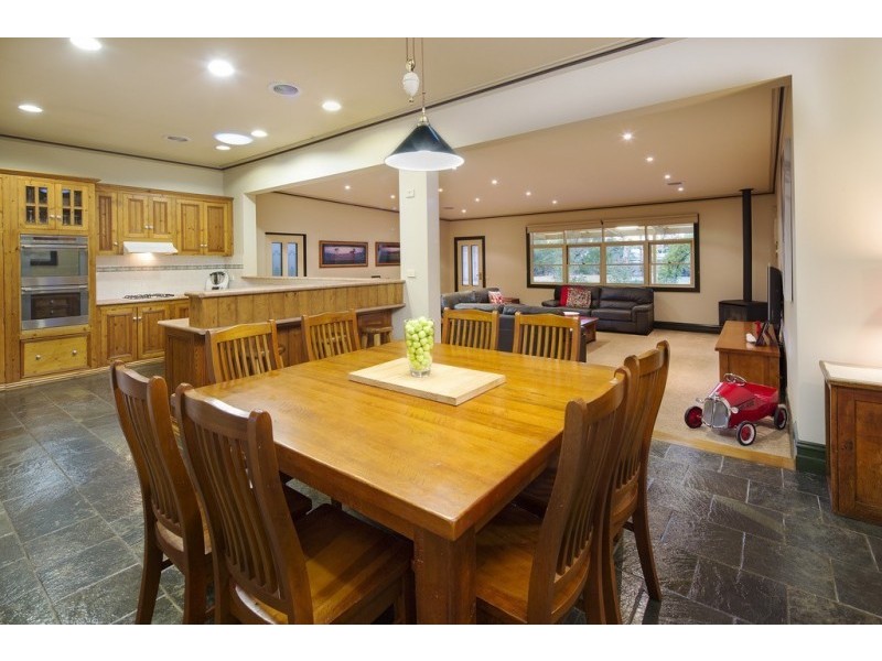 8 Woodlea Close, Strathfieldsaye VIC 3551
