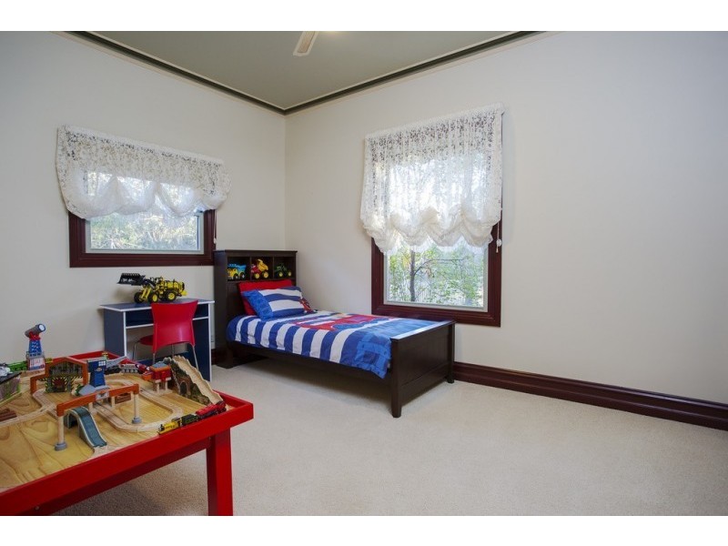 8 Woodlea Close, Strathfieldsaye VIC 3551