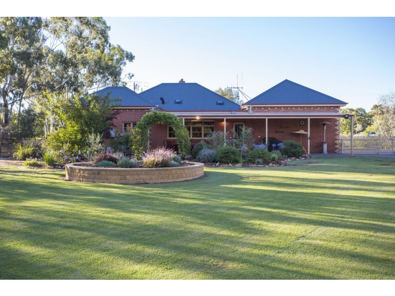 8 Woodlea Close, Strathfieldsaye VIC 3551
