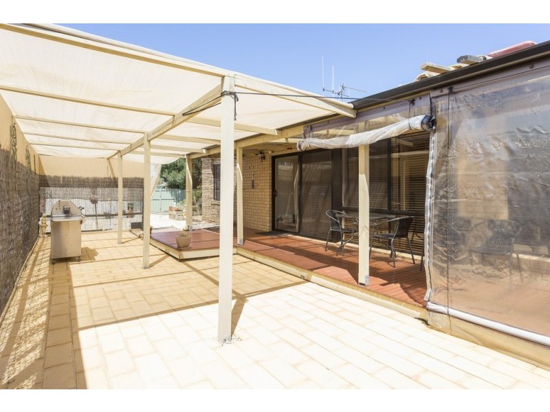 8 Greenfield Drive, Epsom VIC 3551