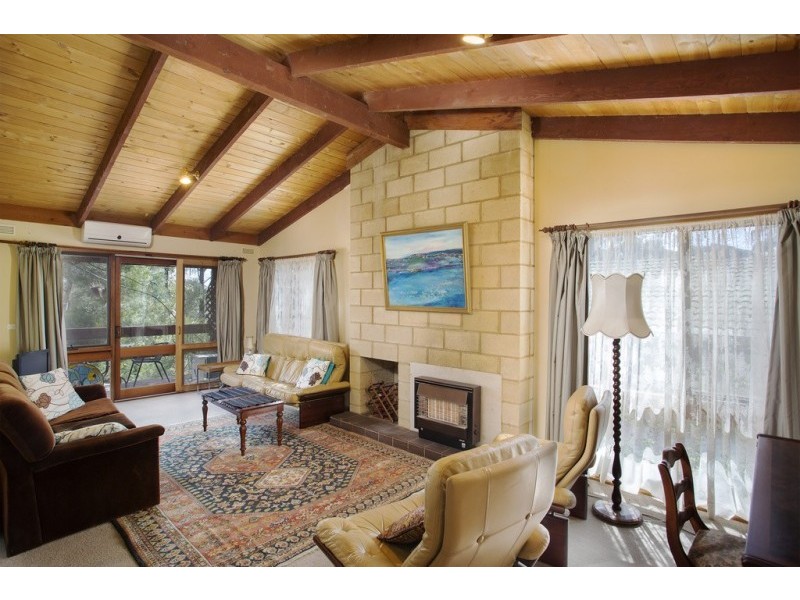 24 Wirth Street, Flora Hill VIC 3550