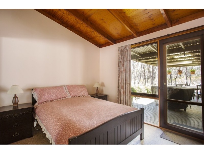 135 Native Gully Crescent, Eppalock VIC 3551