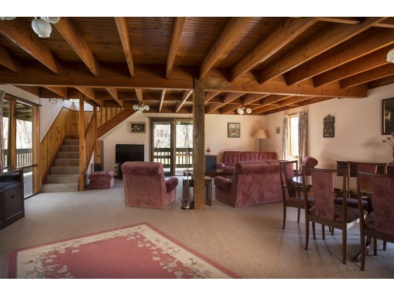 135 Native Gully Crescent, Eppalock VIC 3551